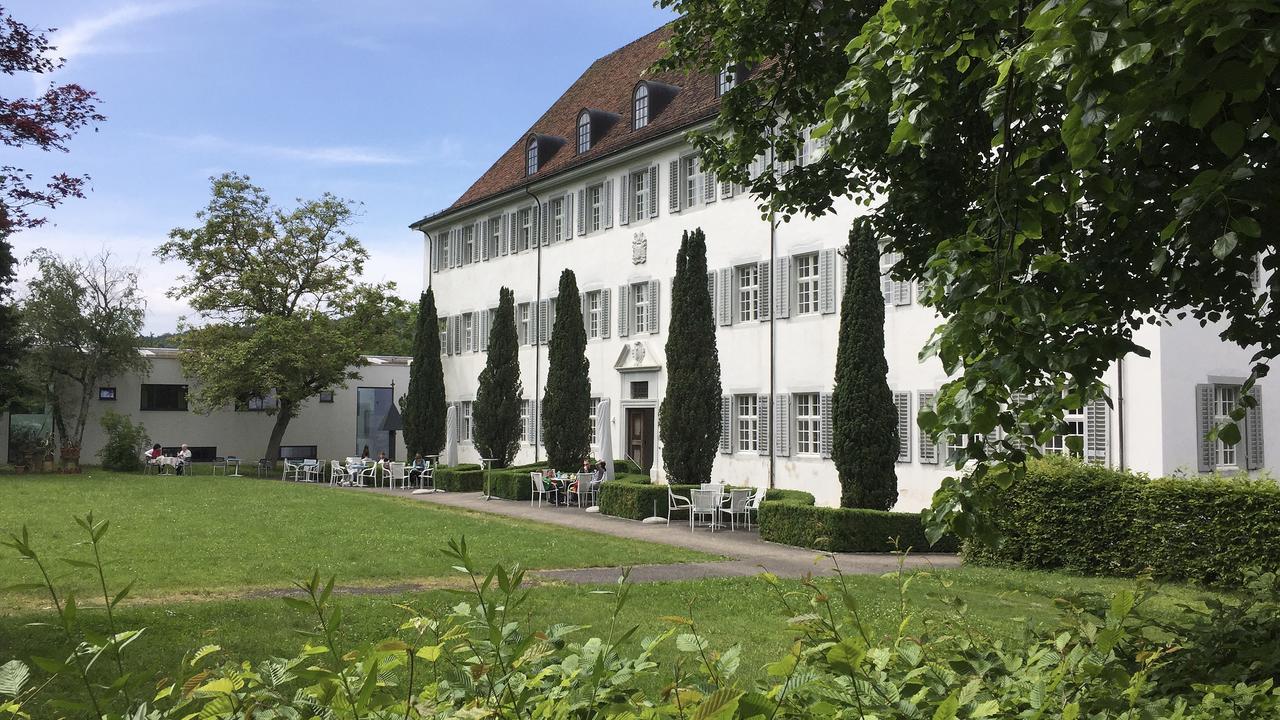 Klosterhotel Kreuz Mariastein Exterior photo